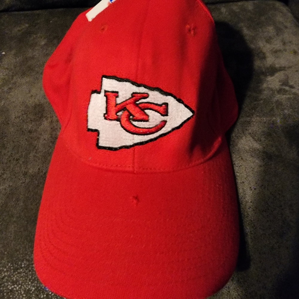 Vtg NFL Kansas City Chiefs Logo 7 Hat NWT